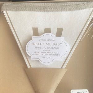 Pottery Barn Kids Welcome Baby Bunting Garland in Silver and White-NIB